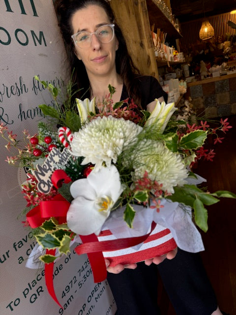 Festive Cheer Basket